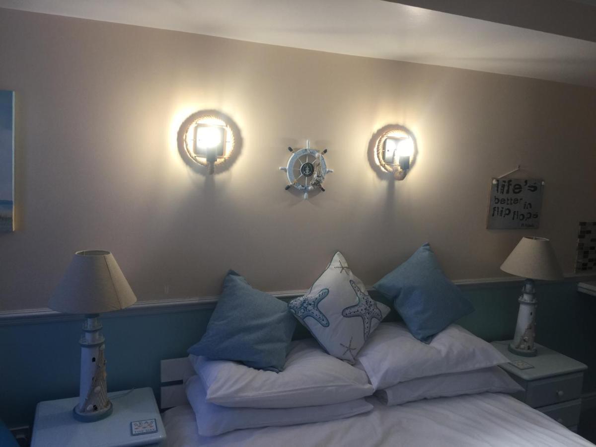 Blacksmiths Boutique B&B Robin Hood's Bay Eksteriør bilde